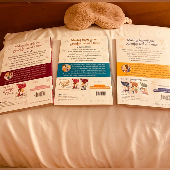 Books✨(sparkle spa) - Picture 1 of 5